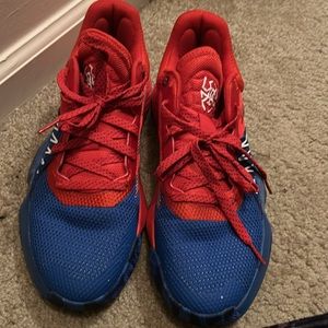 Addidas marvel spider man basketball shoes